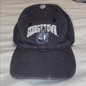 ✨bundle 3 for $25✨georgetown hat